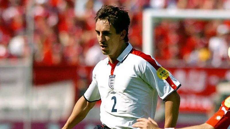 Hậu vệ phải trong đội hình tuyển Anh vĩ đại nhất - Gary Neville